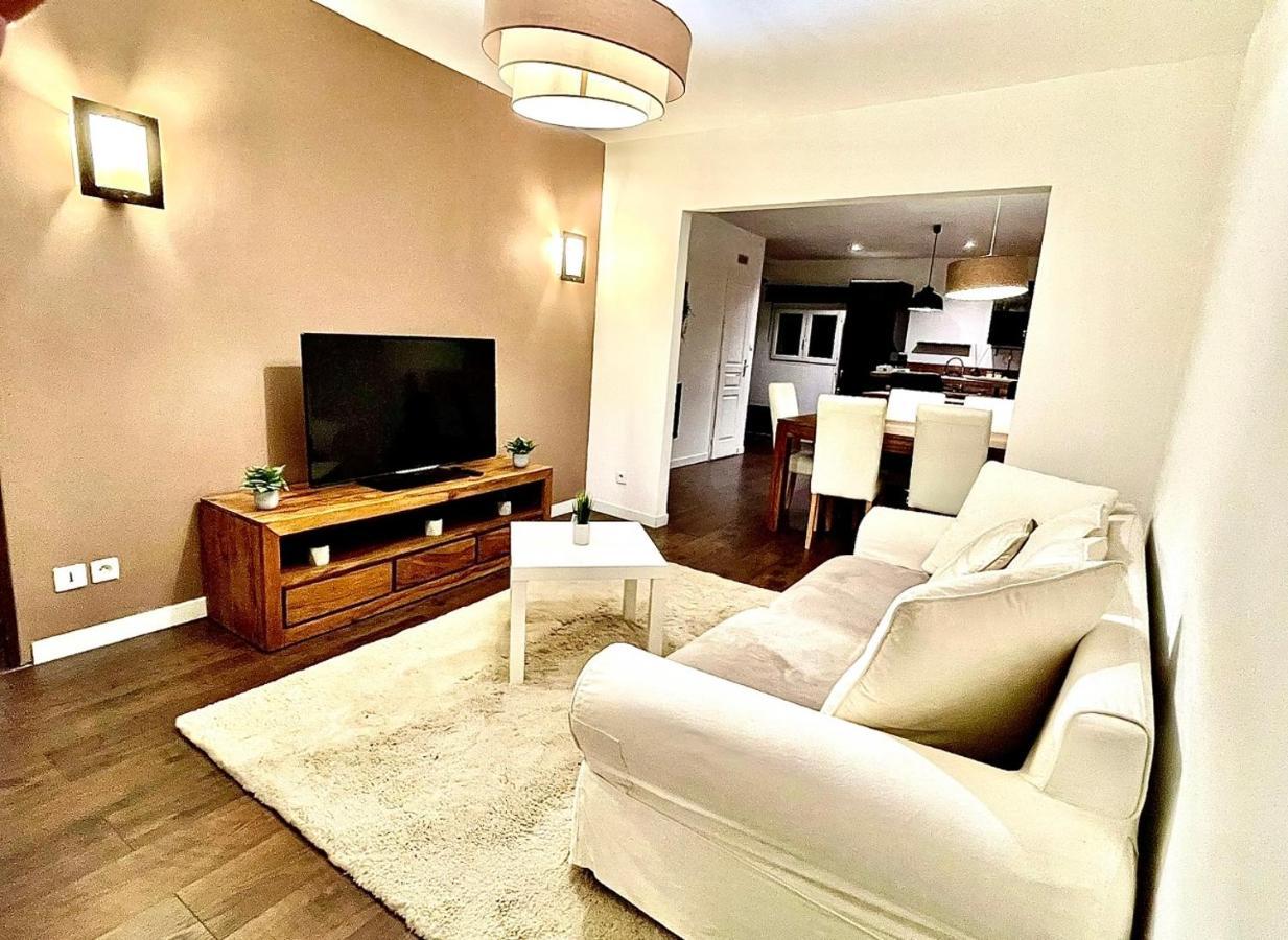 *fontaine Moussue*hyper Centre*t2 Standing* Apartment *